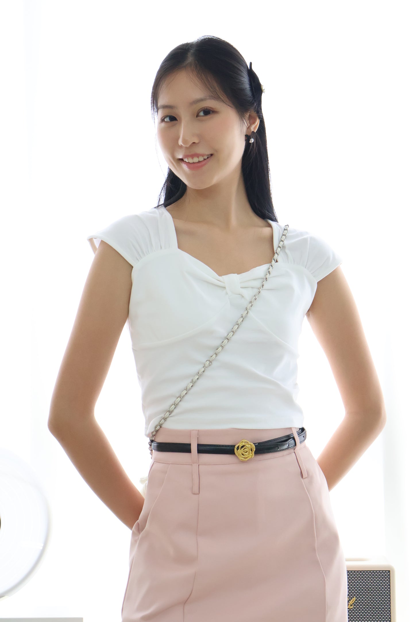 Sonia Sweetheart Bow Top In White