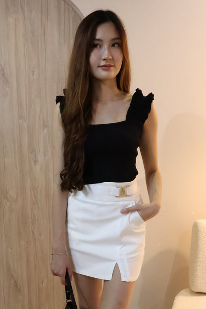 Deana Buckle Pocket Skorts In White