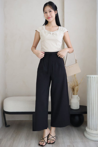 Laura Ribbon Tie Front Flare Pants In Black