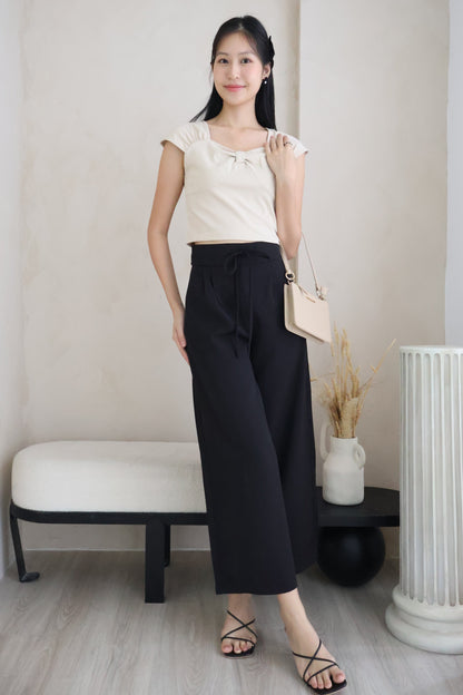 Laura Ribbon Tie Front Flare Pants In Black