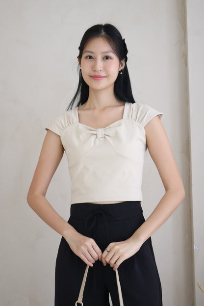 Sonia Sweetheart Bow Top In Oat