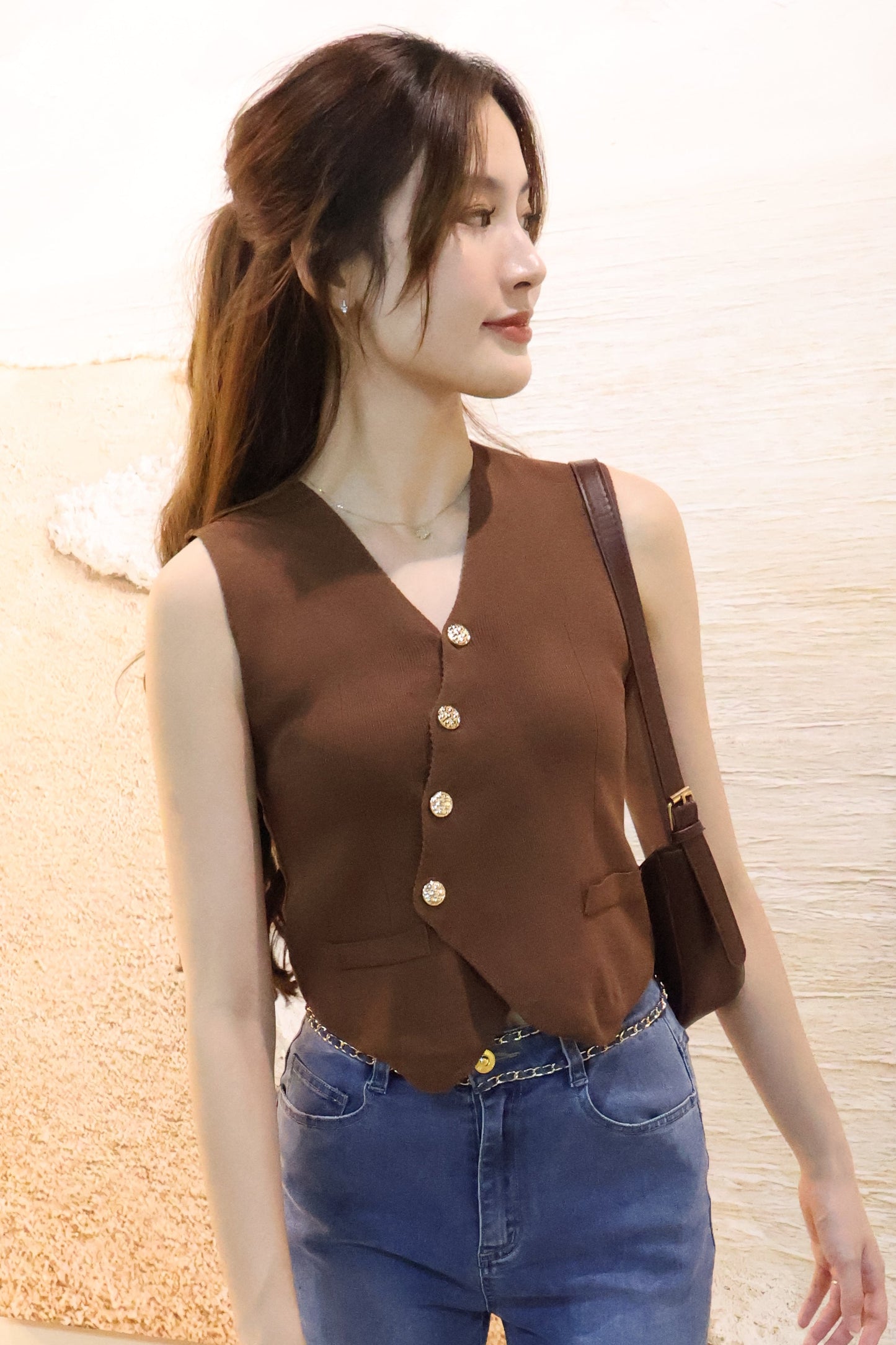 Sandrick Button Knit Vest Top In Brown