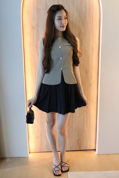 *Restocked* *Premium* Izzy Rose Gold Buttons Pleated Dress In Taupe