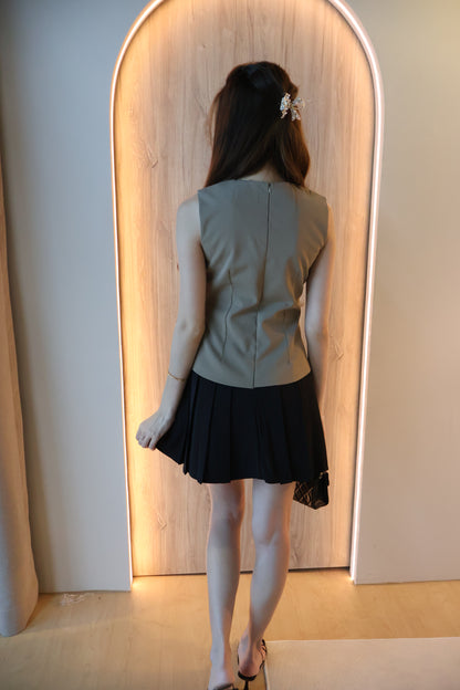 *Restocked* *Premium* Izzy Rose Gold Buttons Pleated Dress In Taupe