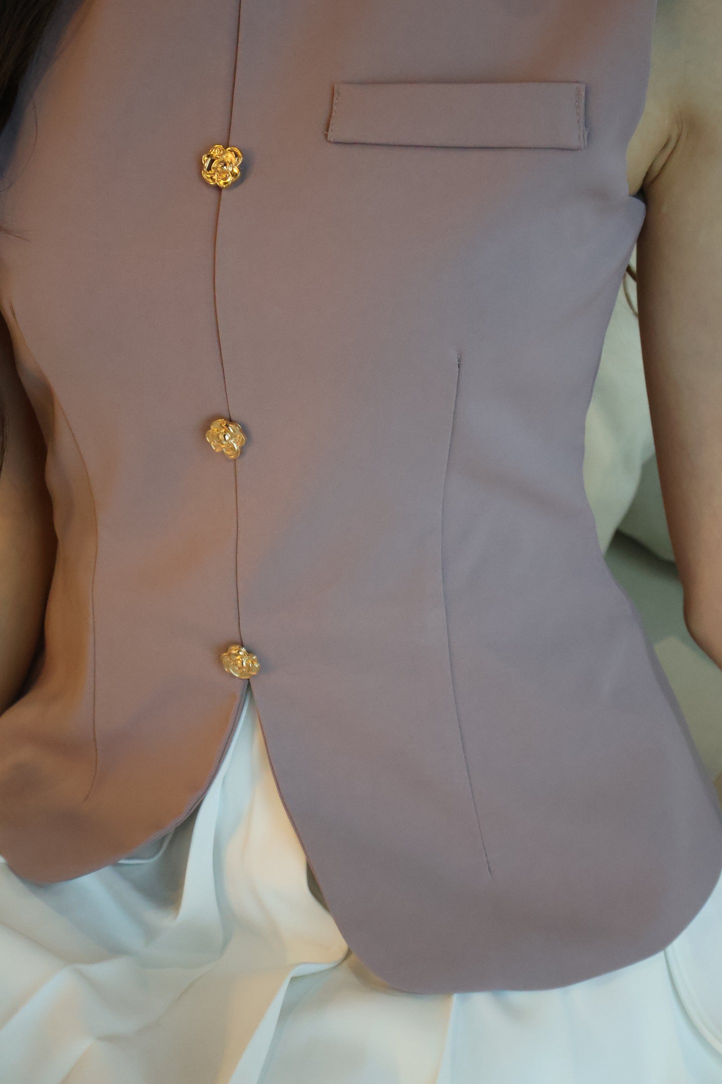 *Restocked* *Premium* Izzy Rose Gold Buttons Pleated Dress In Mulberry