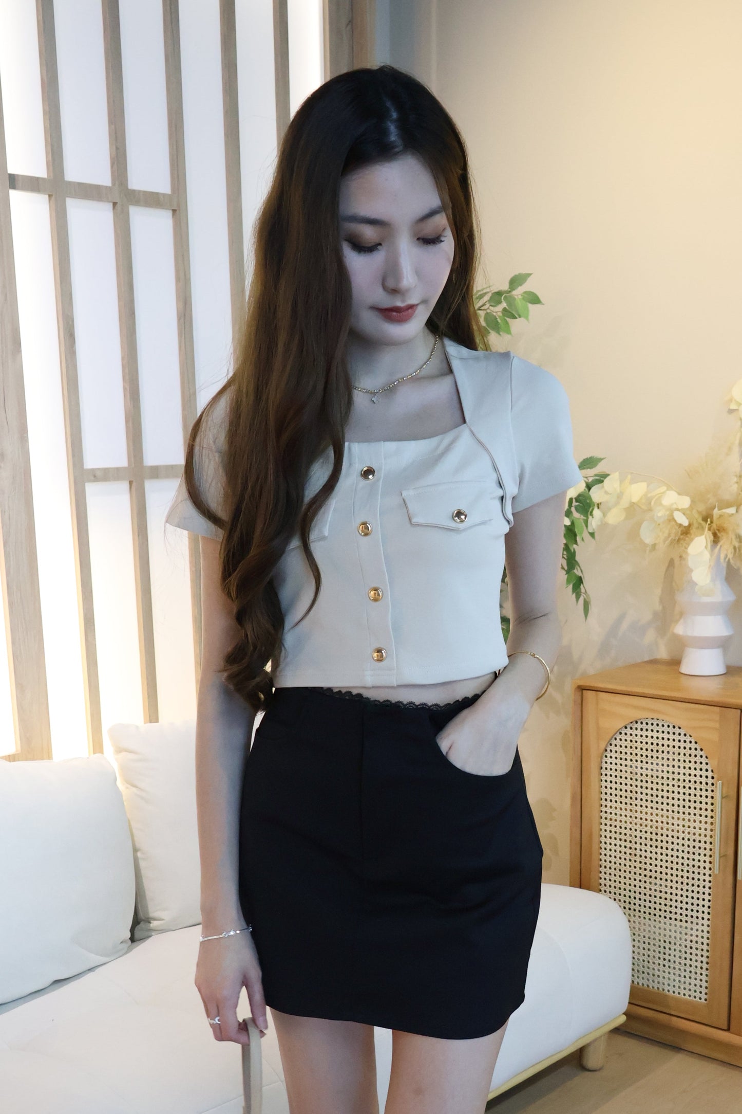 Elayn Lace Trim Skorts In Black