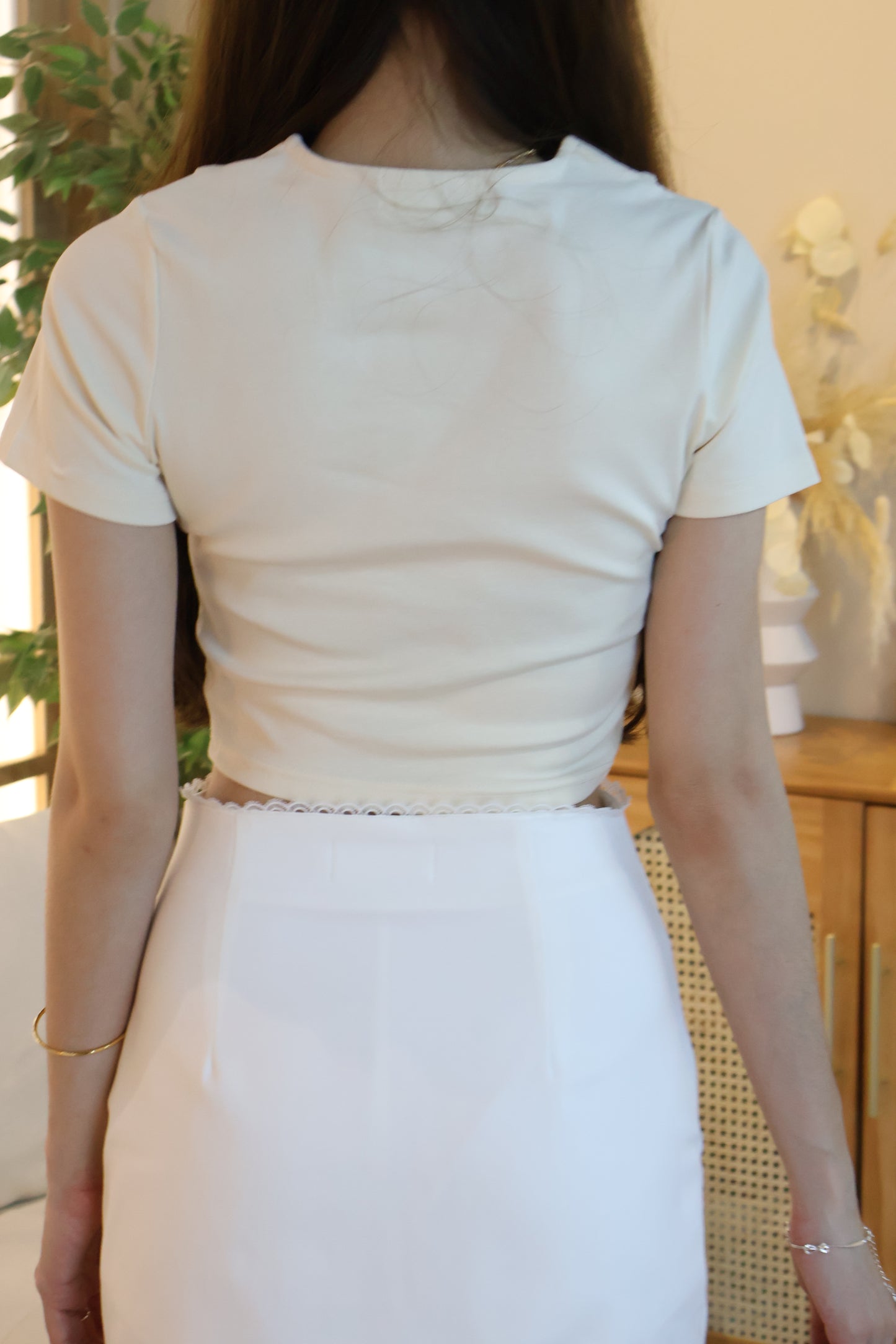 Shayn Pearl Button Top In Cream