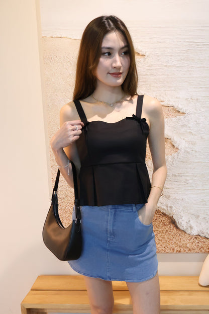 Coney Pleat Strap Top (With Detachable Ribbon Pins) In Black