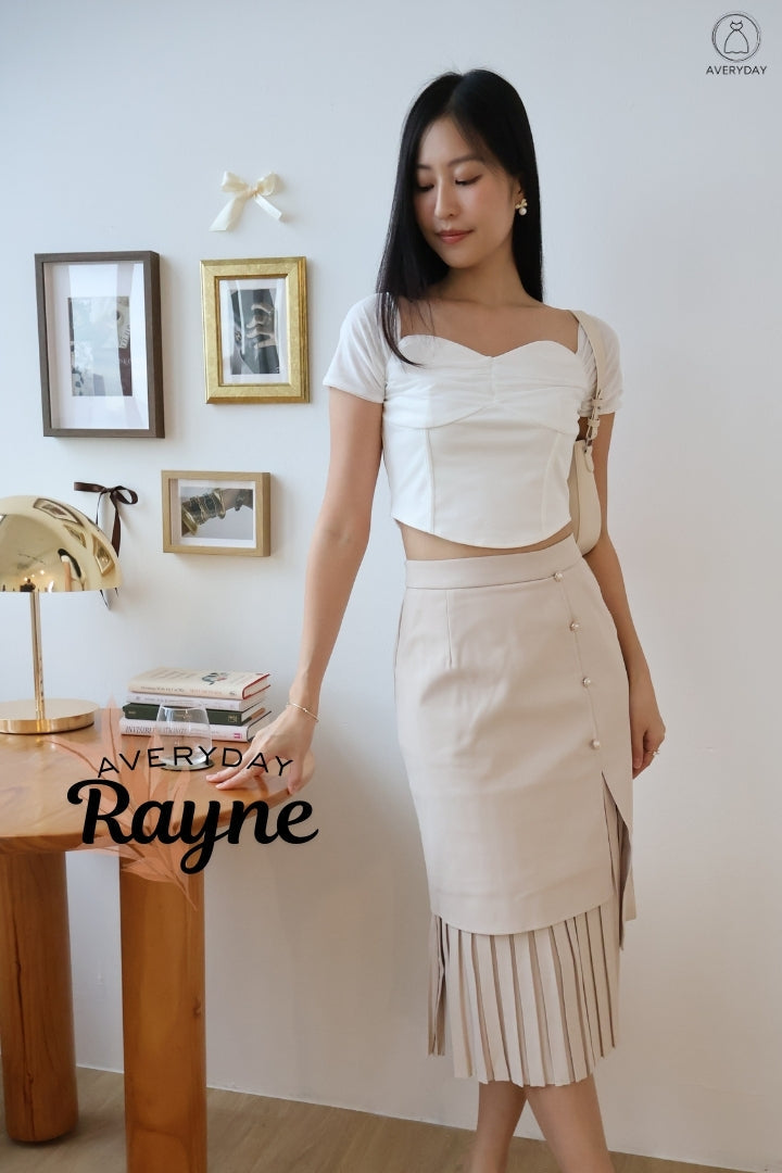 Rayne Pearl Button Pleated Skirt In Taupe